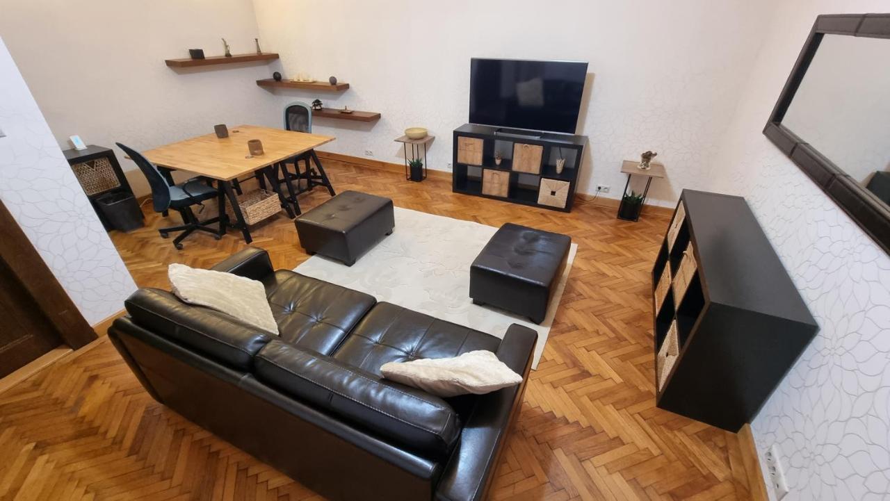 Neuhausz Suite - Ultracentral Тімішоара Екстер'єр фото